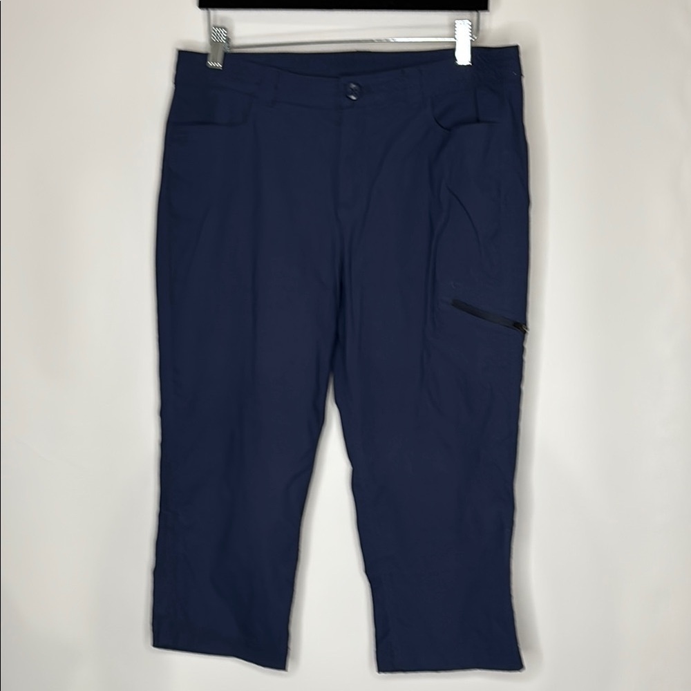 Eddie Bauer Blue Bermuda Shorts Tailored Fit